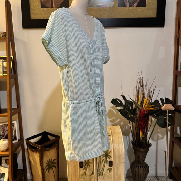 Vineyard Vines NWT Seersucker Short Sleeve Romper Retail $118 Aqua Blue White M - Picture 7 of 9
